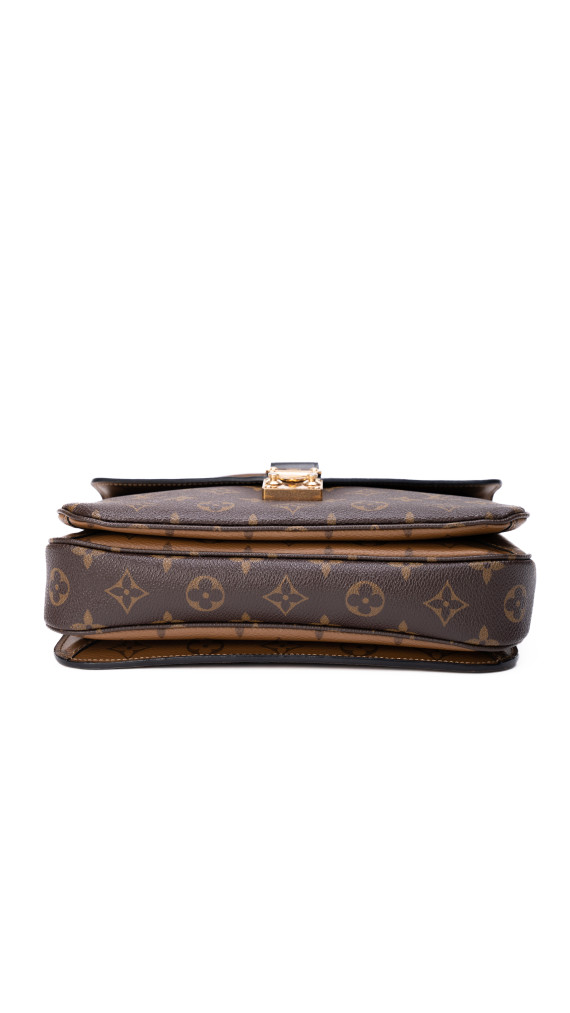 Louis Vuitton Pochette Métis Monogram Shoulder Bag