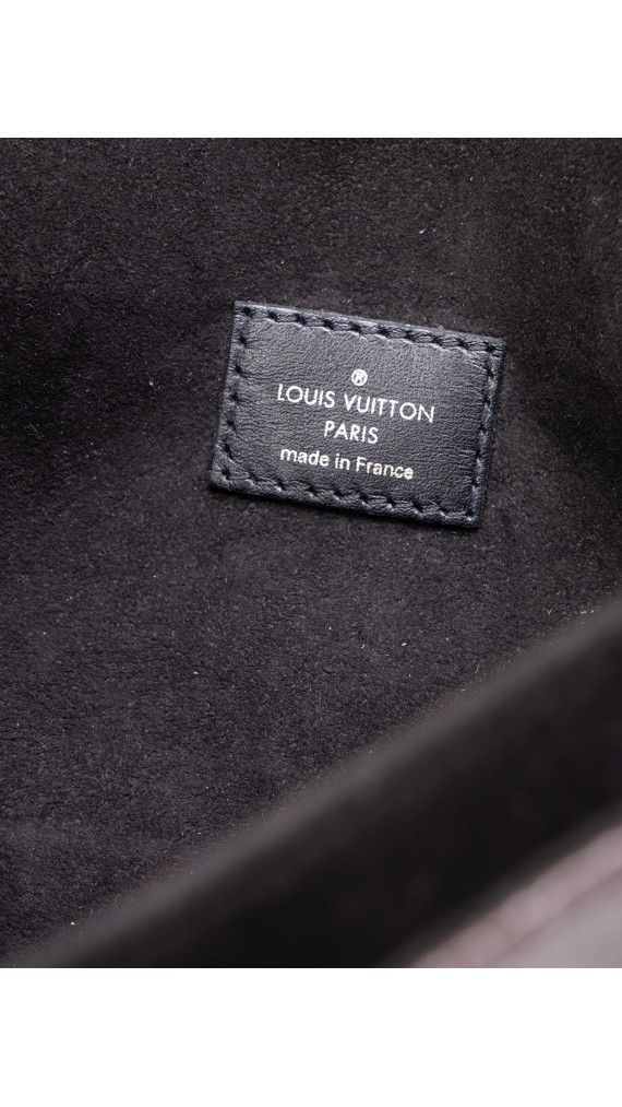 Louis Vuitton Pochette Métis Monogram Shoulder Bag