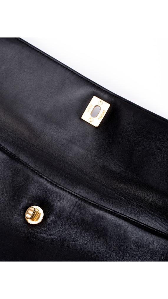 Chanel Vintage Tote Bag i Sort Skinn med Gullkjetting