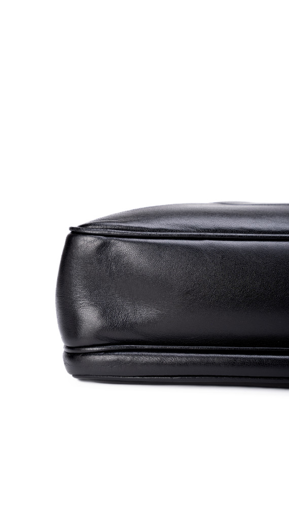 Chanel Vintage Tote Bag i Sort Skinn med Gullkjetting