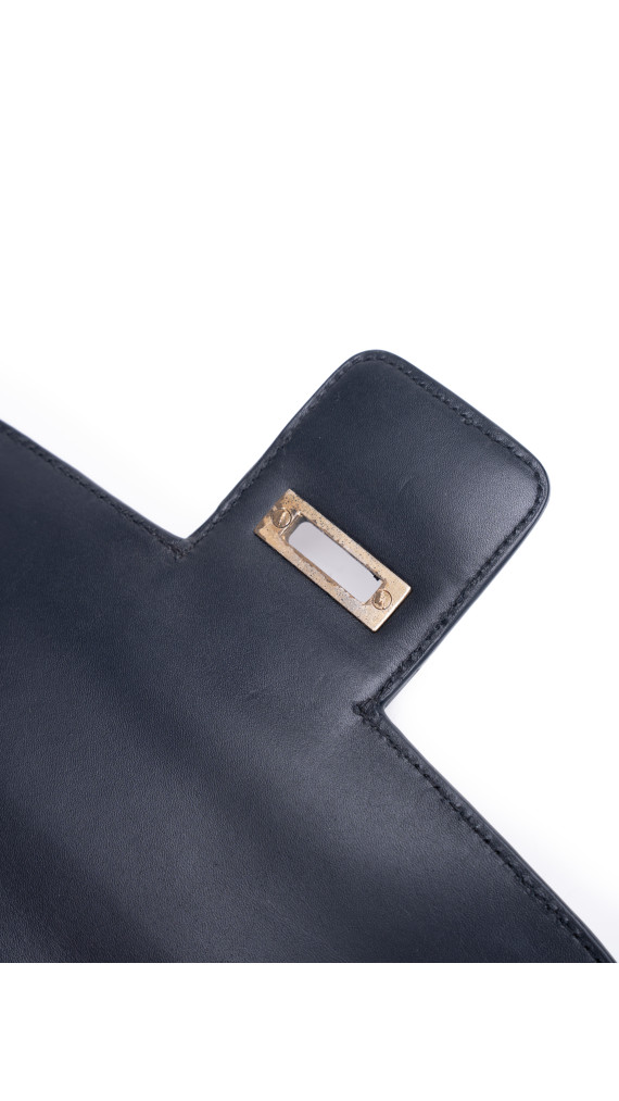 Vintage Céline Skulderveske med Gullspenne – Mørkeblå Kalveskinn