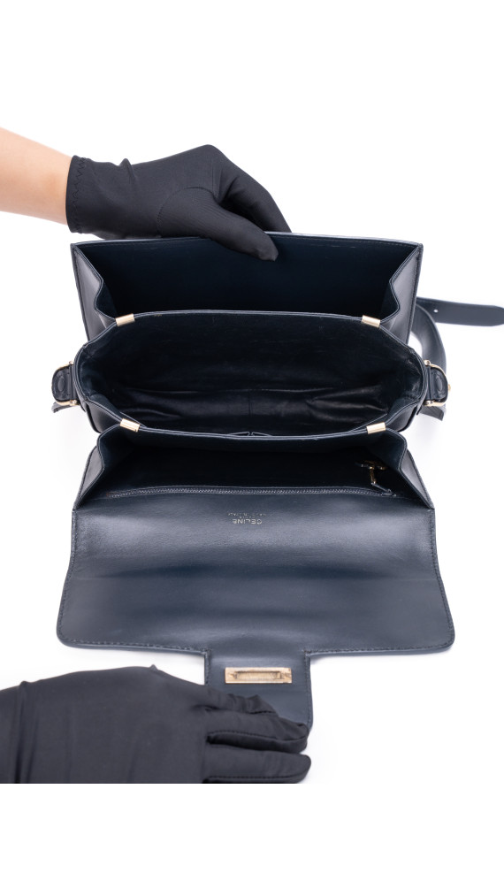 Vintage Céline Skulderveske med Gullspenne – Mørkeblå Kalveskinn