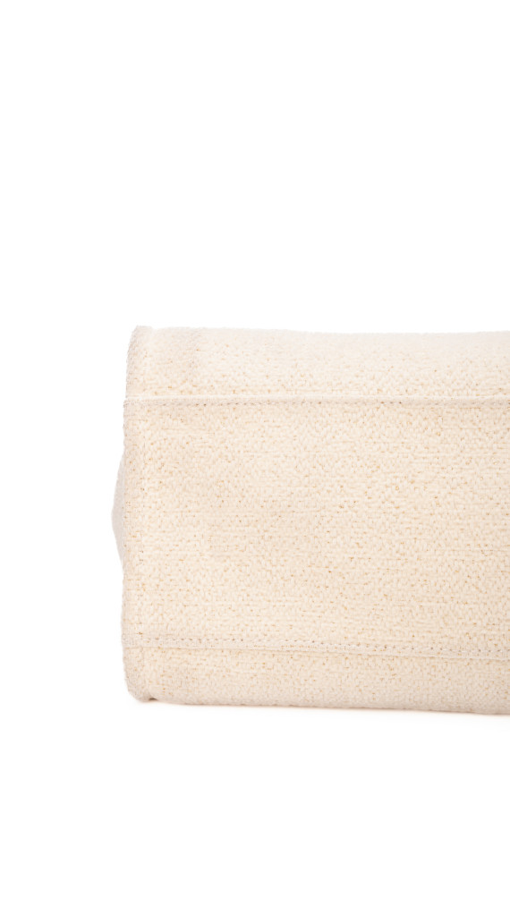 CHANEL Deauville Tote i Beige Lerret med Kjettinghåndtak