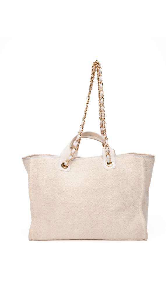 CHANEL Deauville Tote i Beige Lerret med Kjettinghåndtak