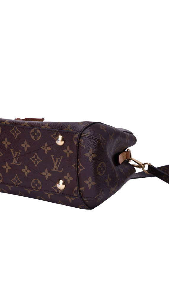 Louis Vuitton Montaigne BB Shoulder Bag