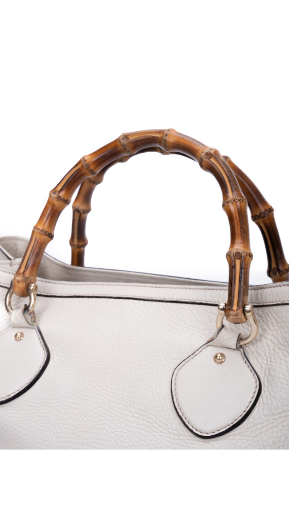 Gucci Bamboo Handle Tote i kremfarget skinn