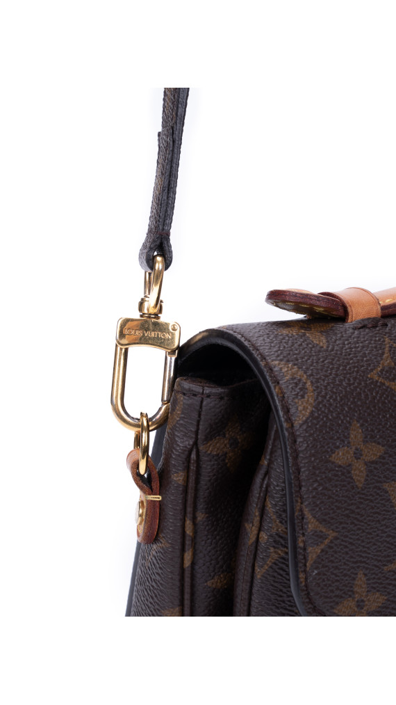 Louis Vuitton Pochette Métis Monogram Canvas