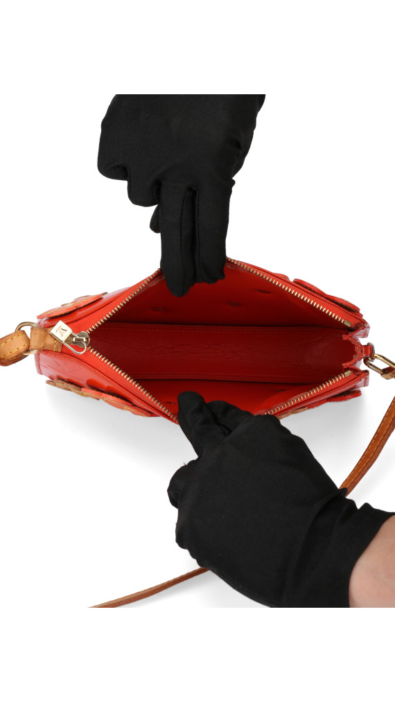 Louis Vuitton Monogram Vernis Flowers Shoulder Bag Oransjerød