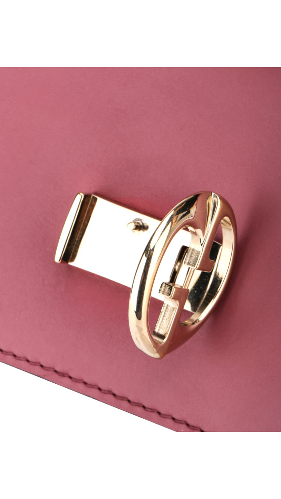 Gucci GG Marmont Mini Shoulder Bag i vinrød skinn