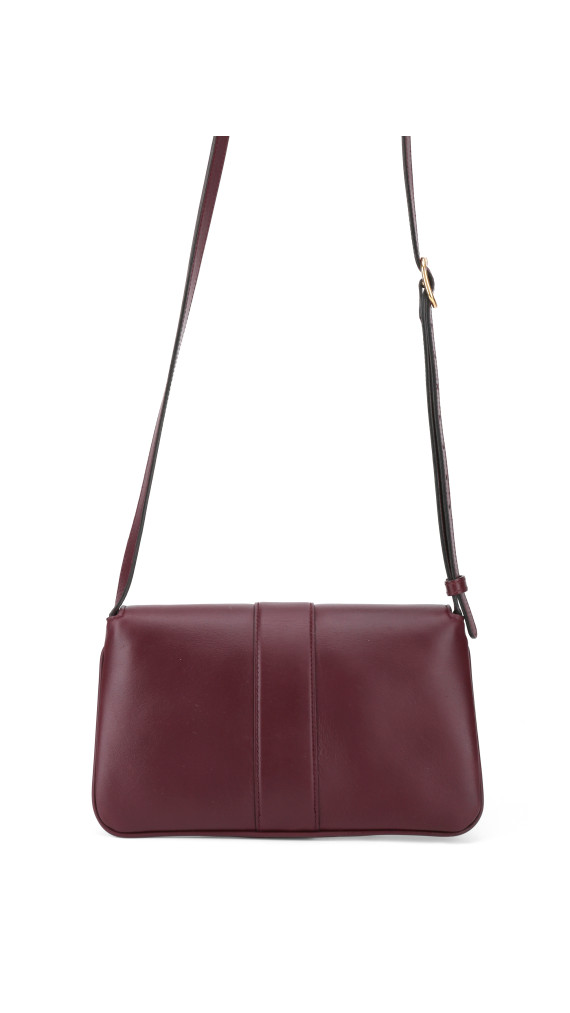 Gucci GG Marmont Skulderveske i Bordeaux Skinn