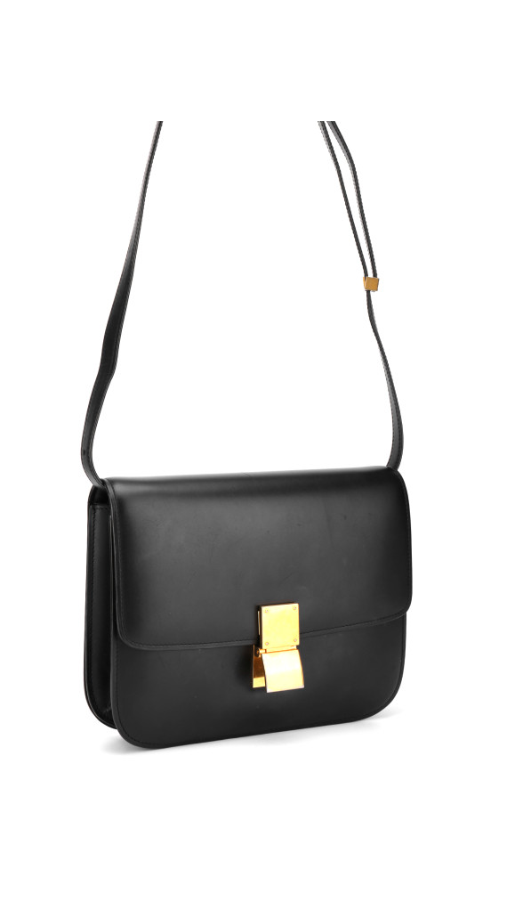 Celine Classic Box Bag i svart kalveskinn med gullspenne