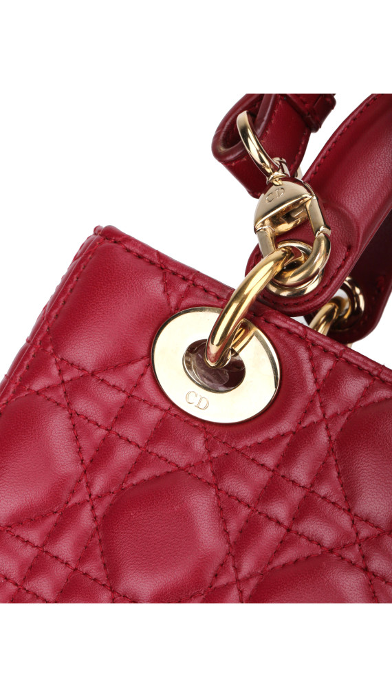 Lady Dior Medium Bag i rødt lammeskinn