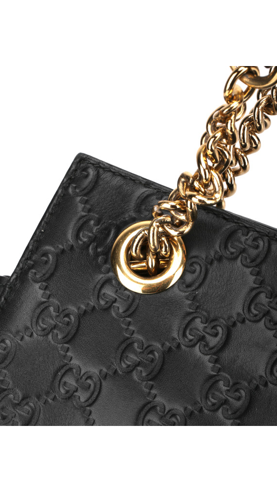 Gucci Tote i Gucci Signature skinn med elegante kjedehåndtak
