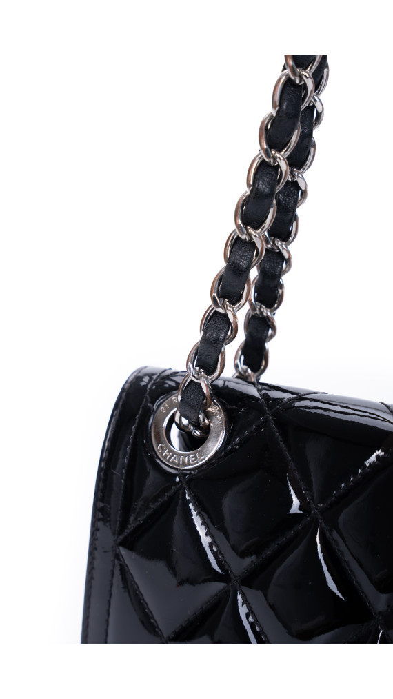 Chanel Classic Mini Flap Shoulder Bag I Sort Patent Skinn