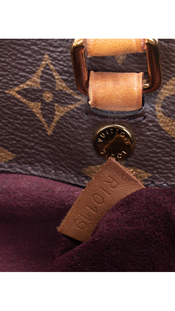 Louis Vuitton Montaigne BB Monogram Canvas