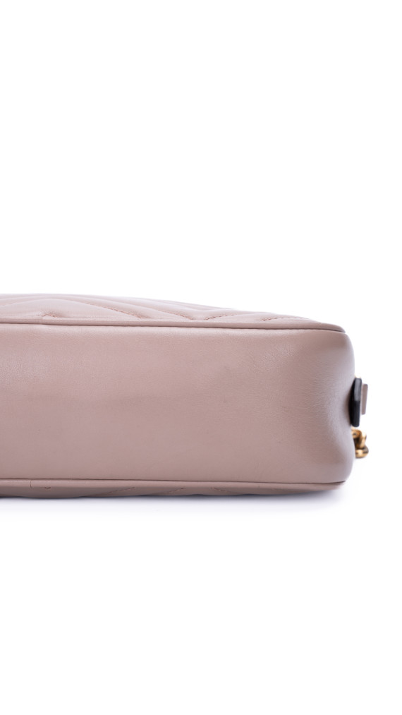 Gucci GG Marmont Matelassé Camera Bag i Dusty Pink