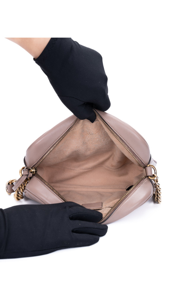 Gucci GG Marmont Matelassé Camera Bag i Dusty Pink