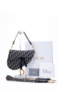 Dior Saddle Bag Size Classic (Medium) i Oblique canvas