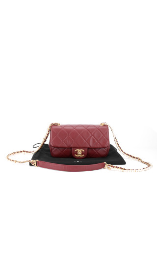 Chanel Single Flap Shoulder Bag with Pearl i Burgunder