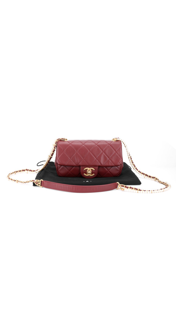 Chanel Single Flap Shoulder Bag with Pearl i Burgunder