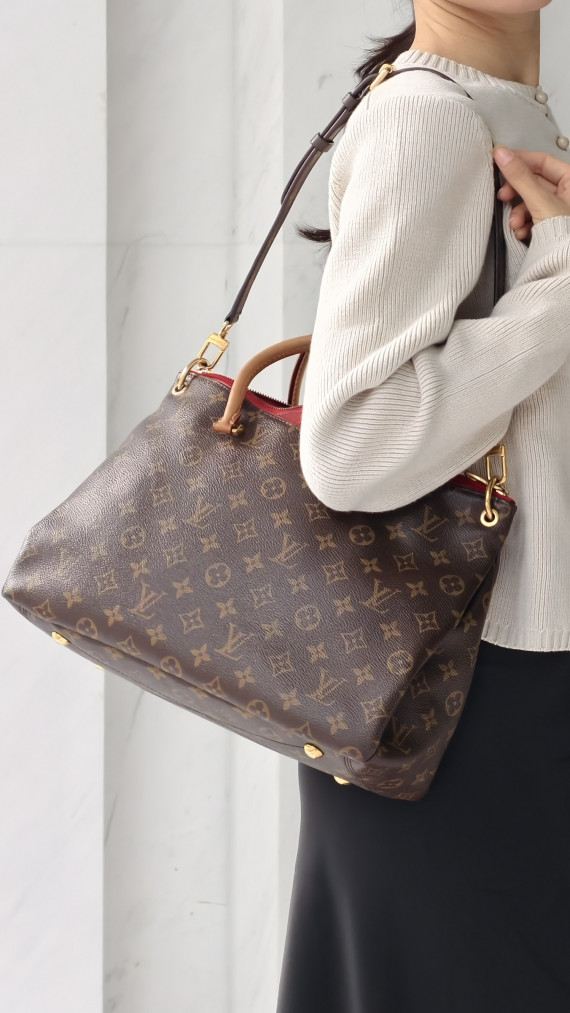 Louis Vuitton Pallas Monogram Cerise Shoulder Bag