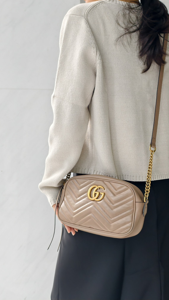 Gucci GG Marmont Matelassé Camera Bag i Dusty Pink