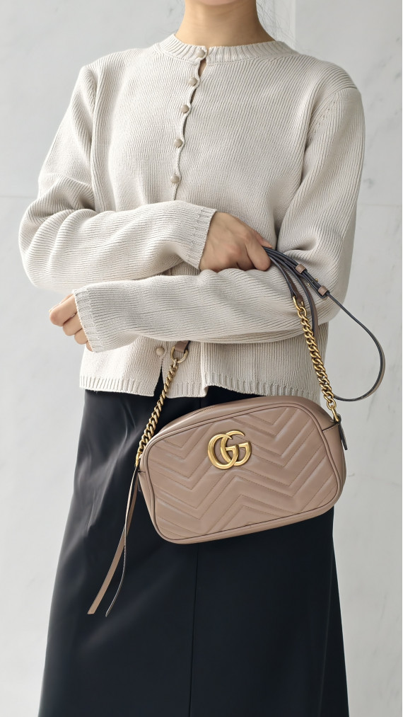 Gucci GG Marmont Matelassé Camera Bag i Dusty Pink