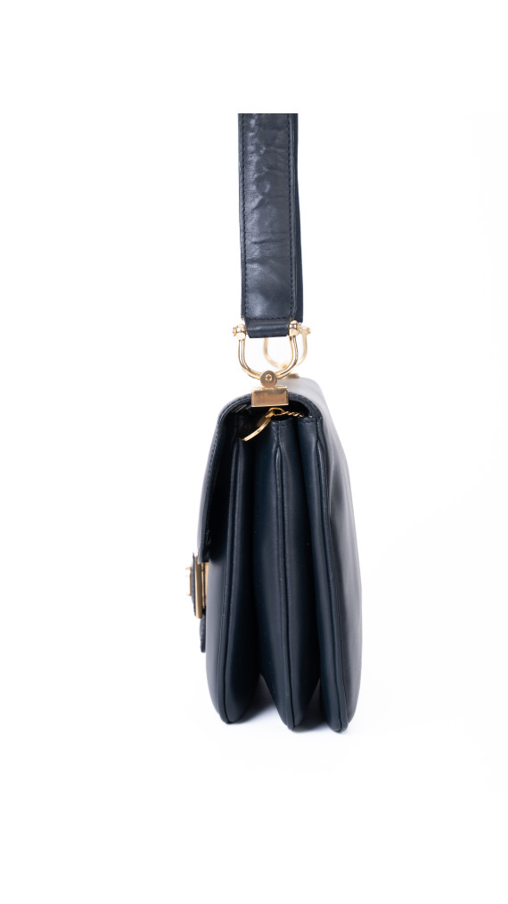 Celine Classic Box Bag i mørkeblå skinn med gullfarget hardware