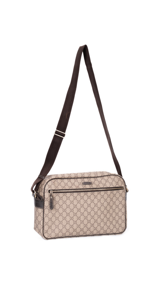 Gucci GG Supreme Messenger Bag Beige