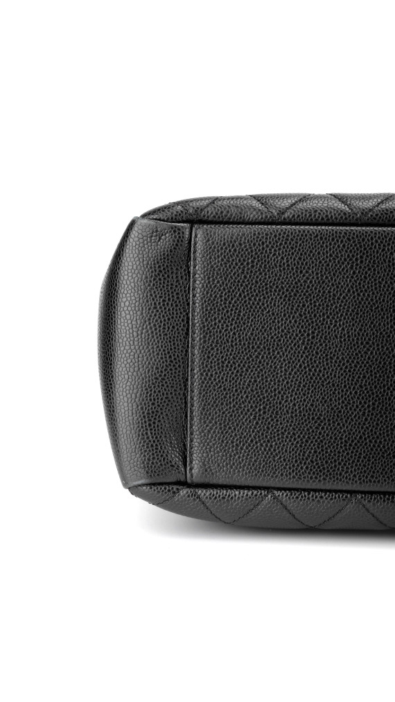 Chanel Grand Shopping Tote (GST) i svart Caviar skinn