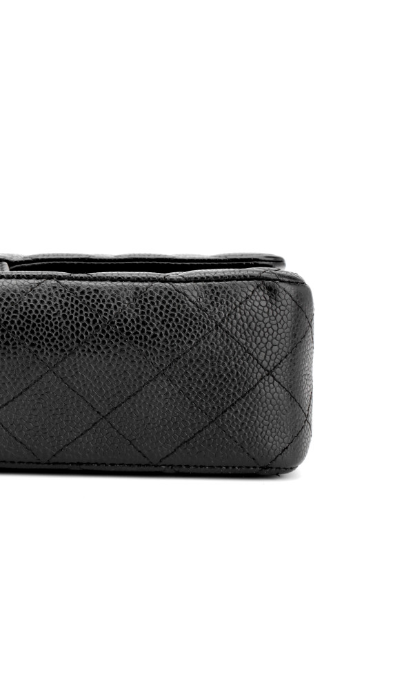 Chanel Classic Double Flap Medium Shoulder Bag i Black Caviar