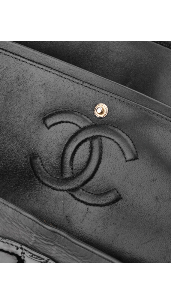 Chanel Classic Double Flap Medium Black Patent Leather