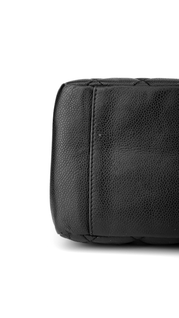 Chanel Shopping Tote i svart quiltet caviar-skinn med sølvfarget hardware