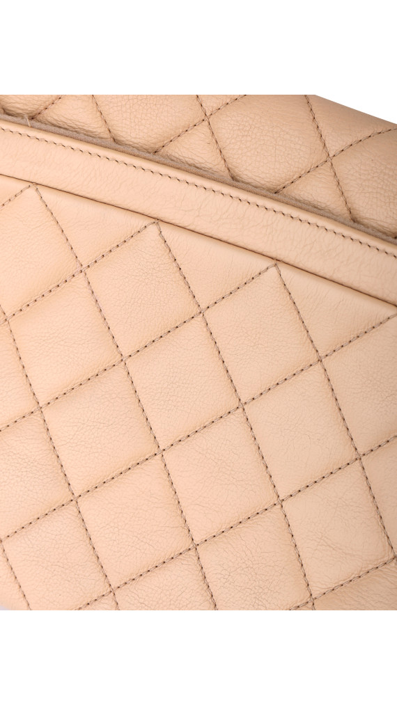Chanel Single Flap Bag i Beige Calfskinn