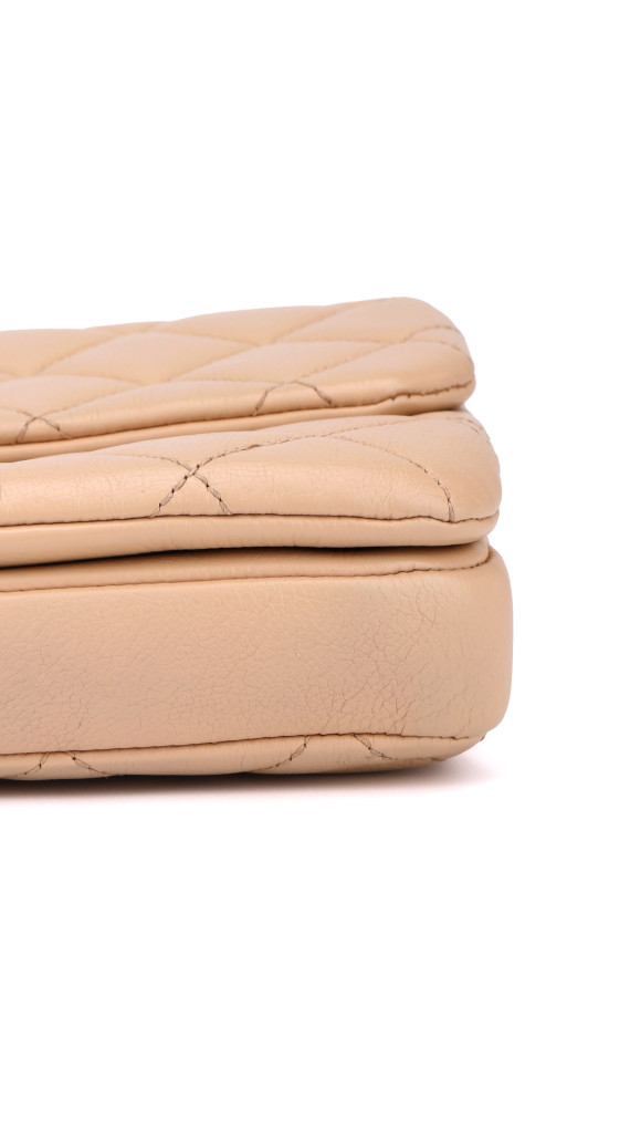 Chanel Single Flap Bag i Beige Calfskinn
