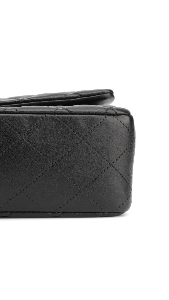 Chanel Classic Double Flap Bag Size Medium