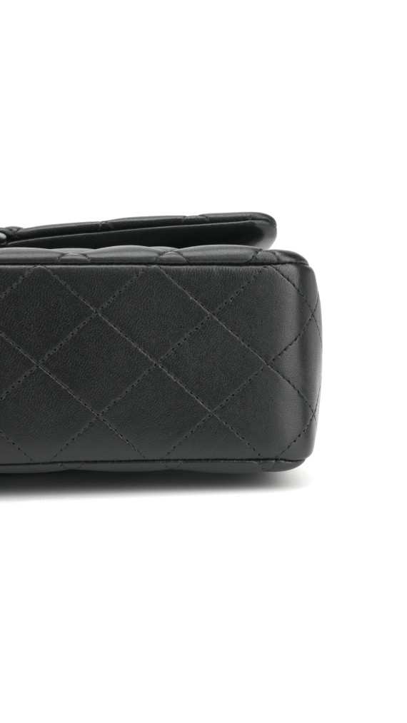Chanel Classic Double Flap Bag Size Medium