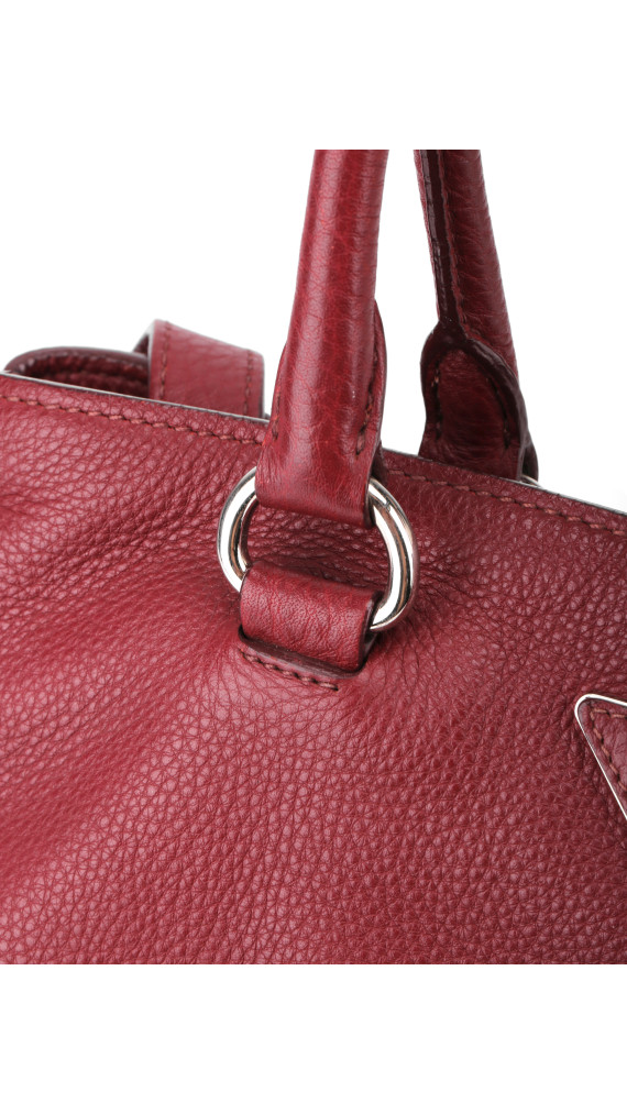 Prada Vitello Daino Shoulder Bag - Burgundy