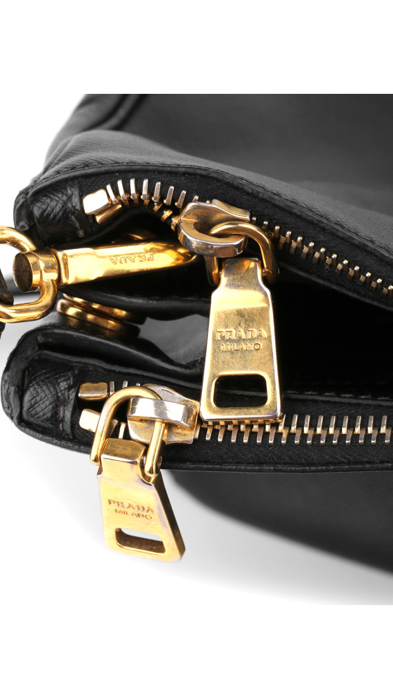 Prada Galleria Saffiano Shoulder Bag - Black