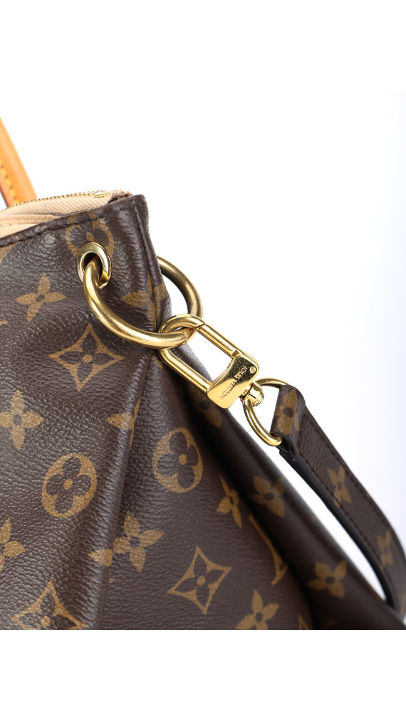 Louis Vuitton Pallas MM i Monogram canvas