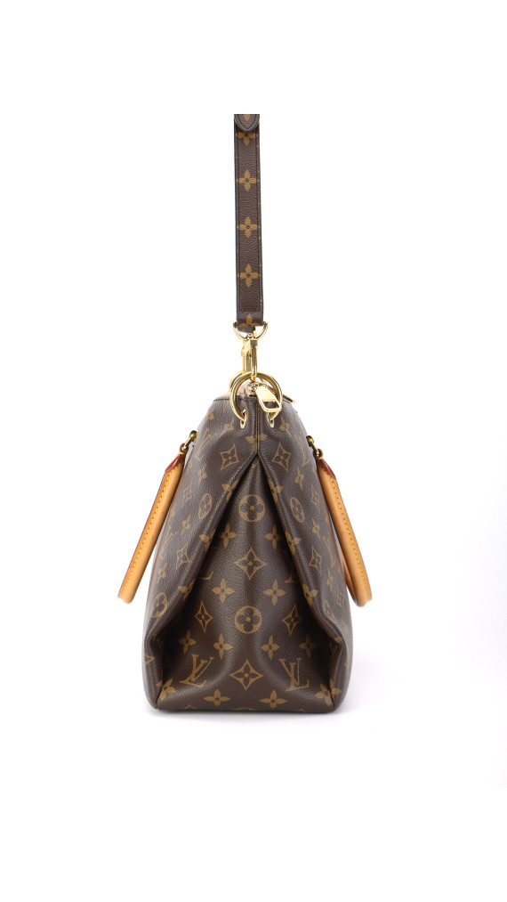 Louis Vuitton Pallas MM i Monogram canvas