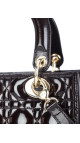 Christian Dior Lady Dior Medium i mørk brun patent skinn