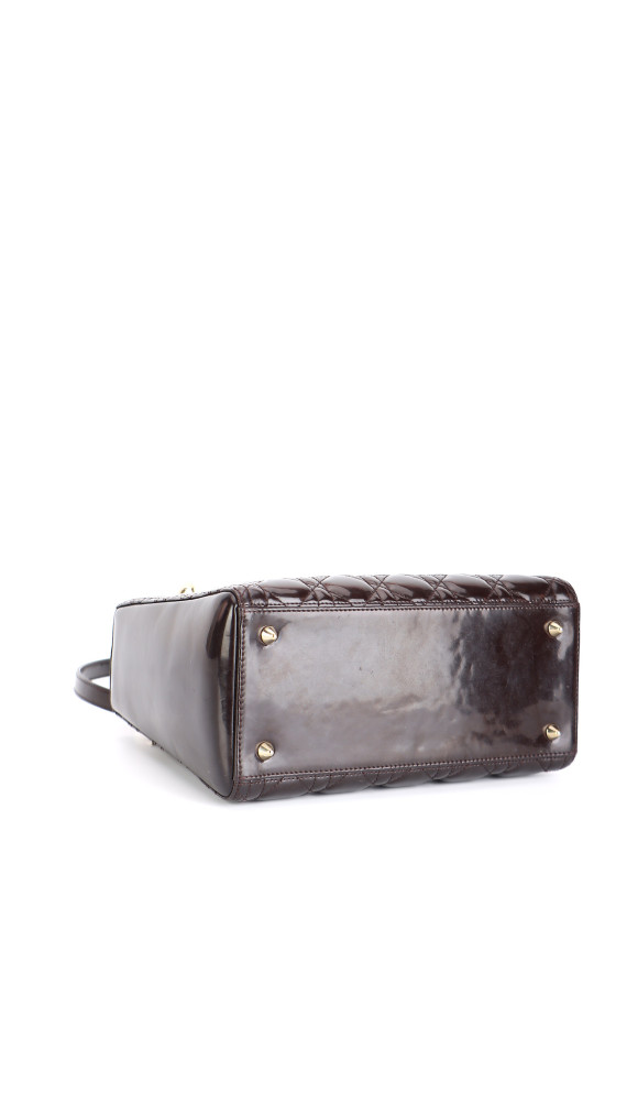 Christian Dior Lady Dior Medium i mørk brun patent skinn