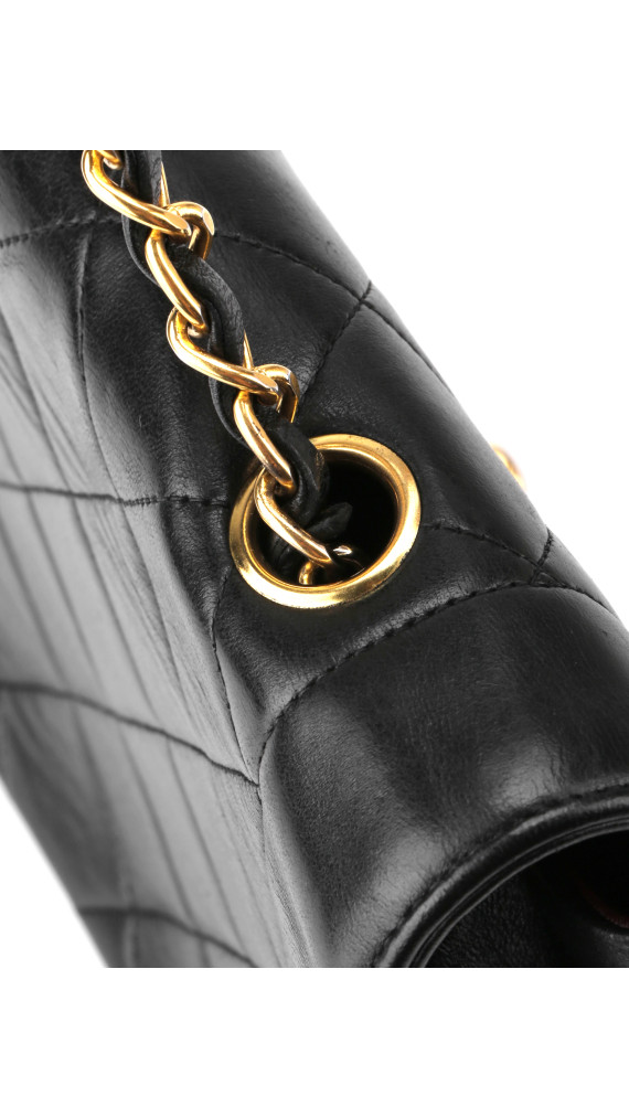 Chanel Diana Flap Bag i svart lammeskinn