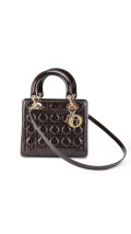 Christian Dior Lady Dior Medium i mørk brun patent skinn