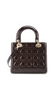 Christian Dior Lady Dior Medium i mørk brun patent skinn
