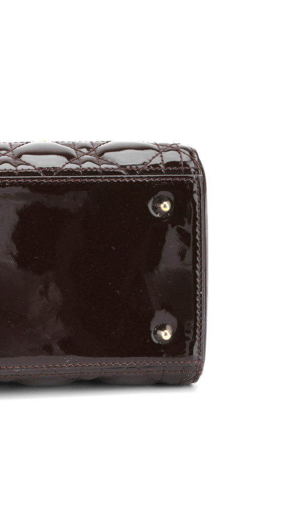 Christian Dior Lady Dior Medium i mørk brun patent skinn