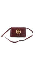 Gucci Arli Small Shoulder Bag i burgunderrødt skinn