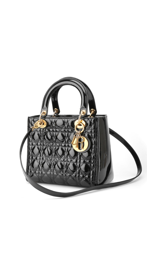 Christian Dior Lady Dior Medium i svart patent skinn