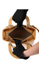 Christian Dior Lady Dior Medium i Beige patent skinn